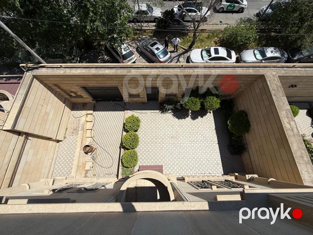 Satılır 8 otaqlı həyət evi/bağ evi 1000 m² — Ev, villa, Bakı (3)