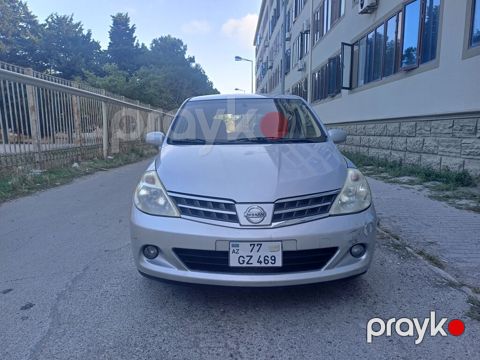 Nissan Tiida: 1.5 l 2011 il Hetçbek — Bakı