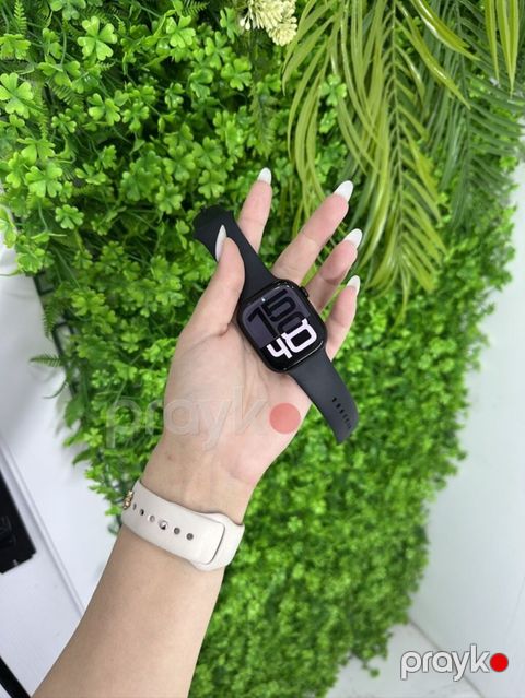Apple Watch Series 10 — 46mm Qara Çox az istifadə olunub — Bakı