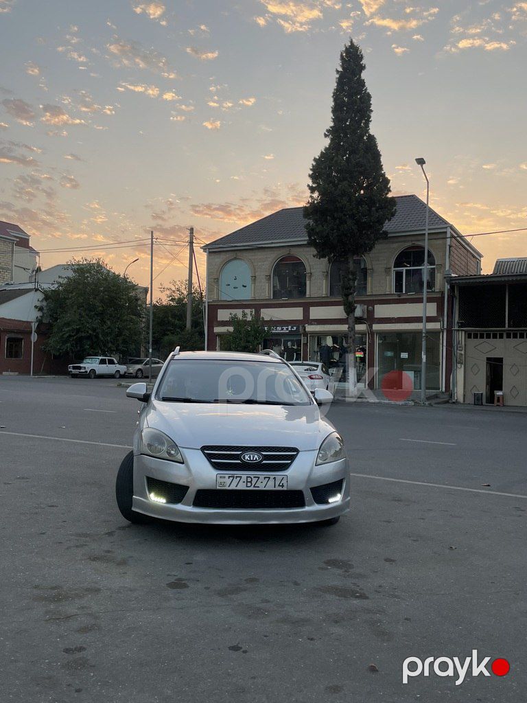 Kia Ceed SW, 1.6 L, 2008 il, 500 000 km — Avtomobillər, Gəncə (2)