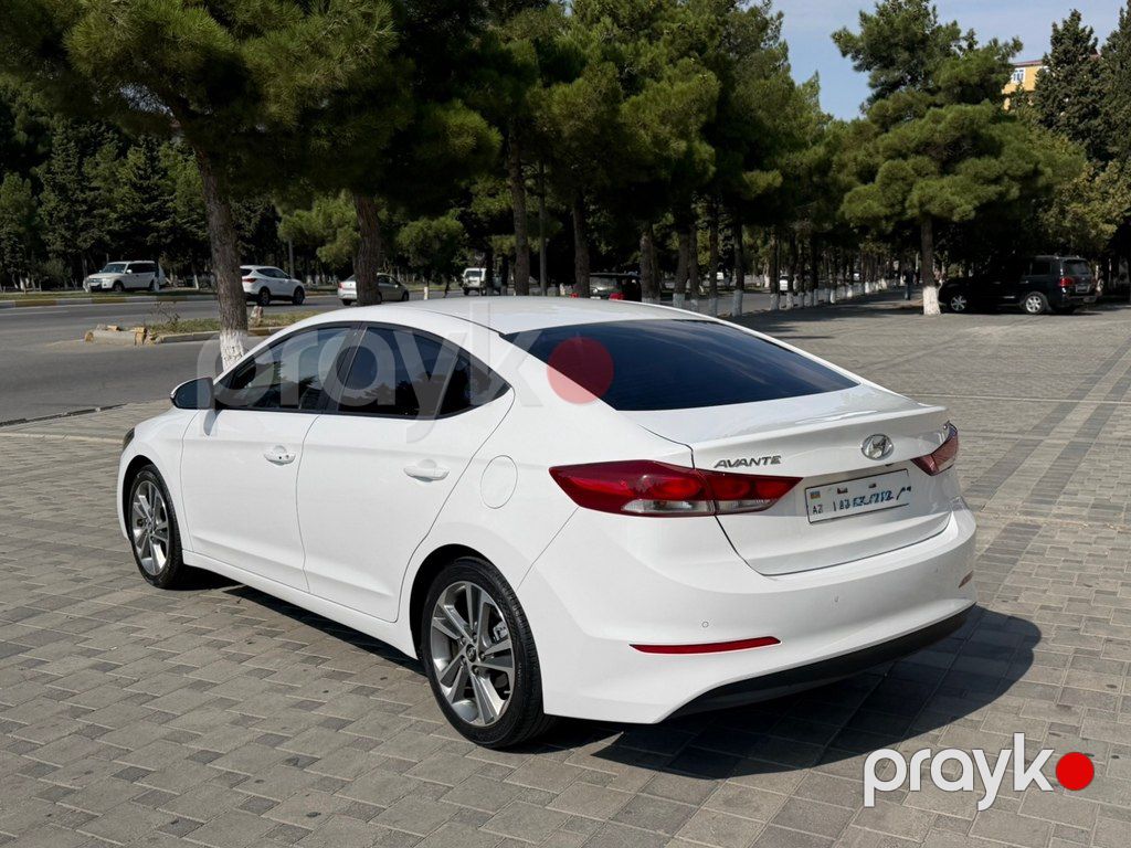 Hyundai Avante, 1.6 L, 2017 il, 164 550 km — Avtomobillər, Bakı (5)