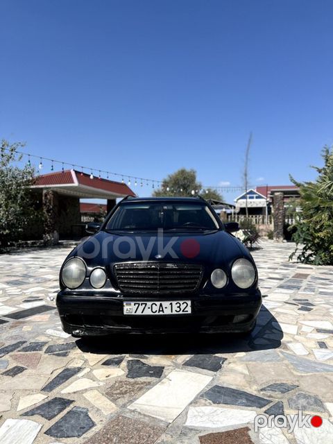 Mercedes E 200, 2.0 L, 1999 il, 330 000 km