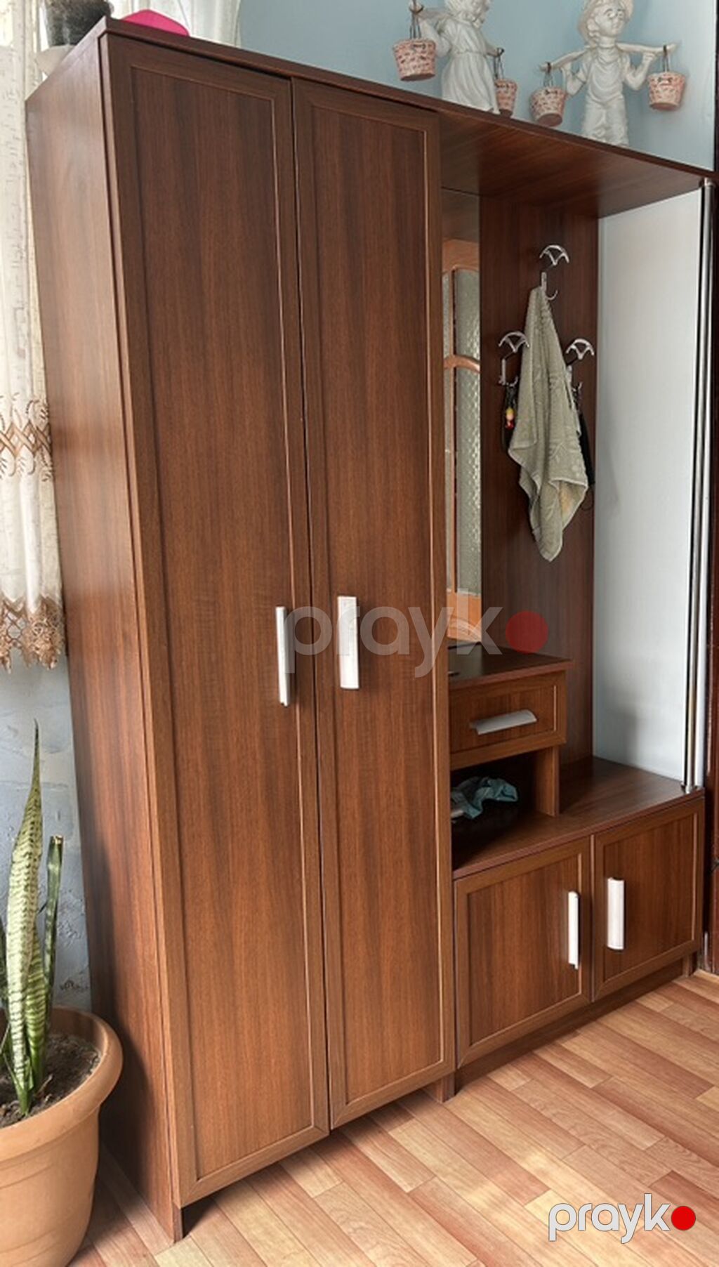 İşlənmiş, 2 qapılı, Güzgülü, Qəhvəyi, Açılan, Düz dolab — Xol üçün, Digah (2)