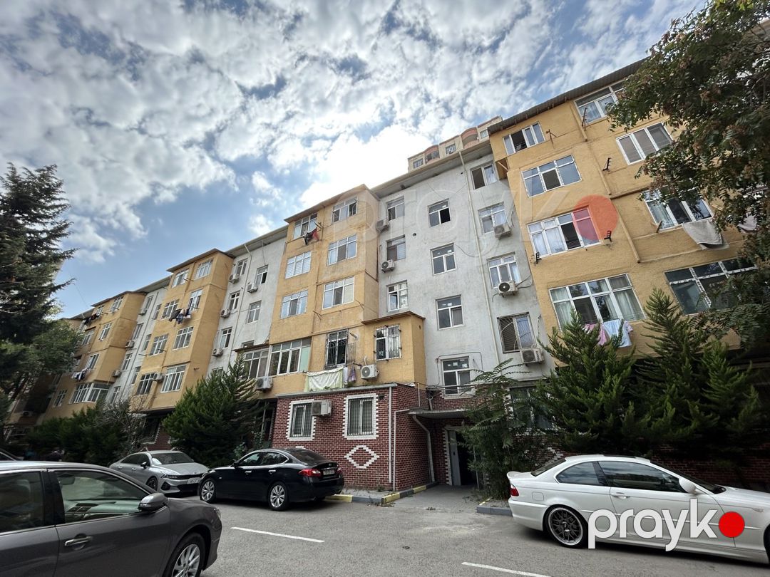 Satılır 2 otaqlı köhnə tikili 45 m² — Mənzil, Bakı (2)