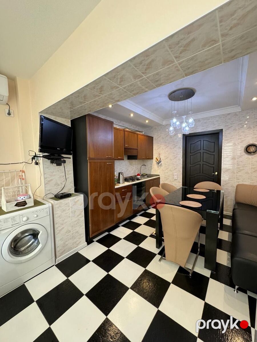 İcarəyə verilir 2 otaqlı köhnə tikili 100 m² — Mənzil, Bakı (11)