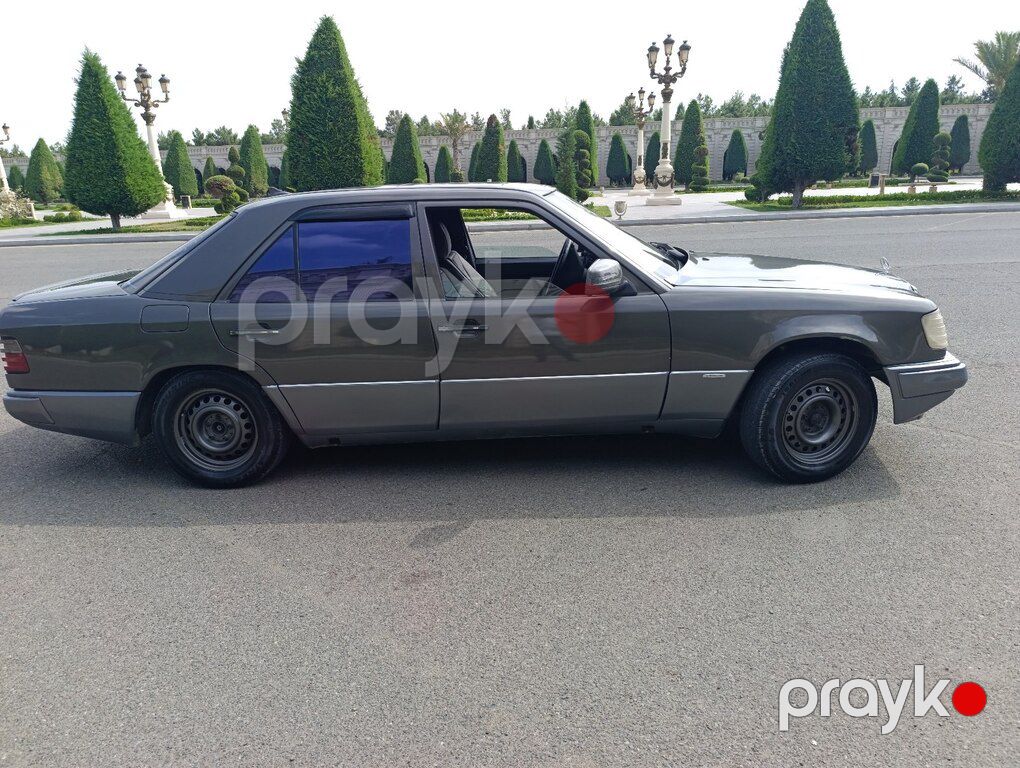 Mercedes 220 E, 2.2 L, 1989 il, 136 452 km — Avtomobillər, Gəncə (5)