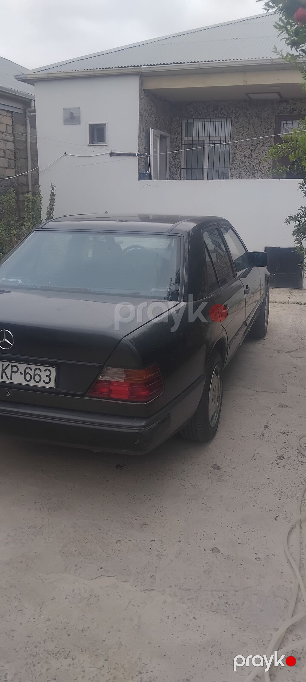 Mercedes-Benz E 300: 2 l 1988 il Sedan — Avtomobillər, Bakı (2)