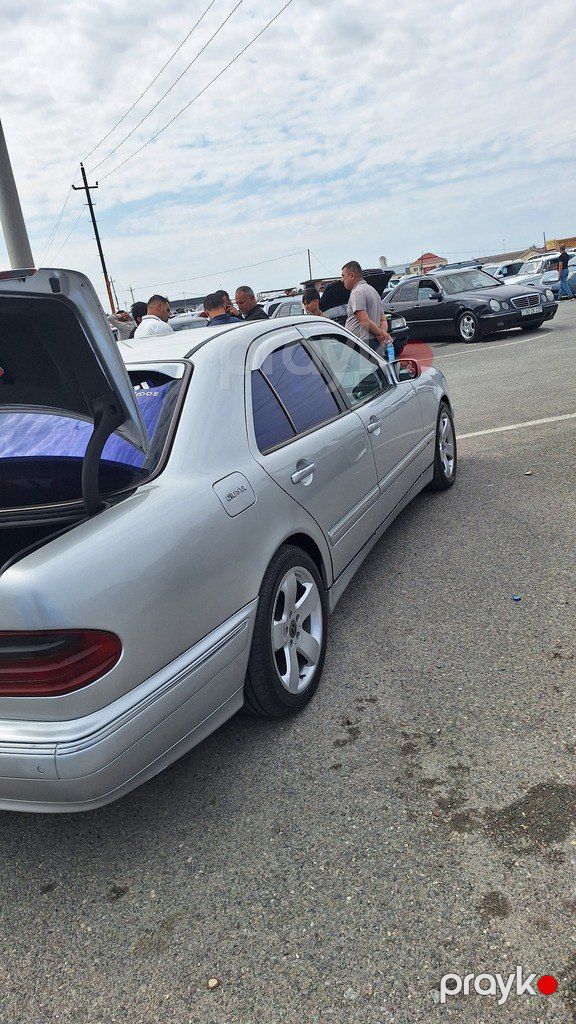 Mercedes E 300, 3.0 L, 1998 il, 300 000 km — Avtomobillər, Sumqayıt (6)
