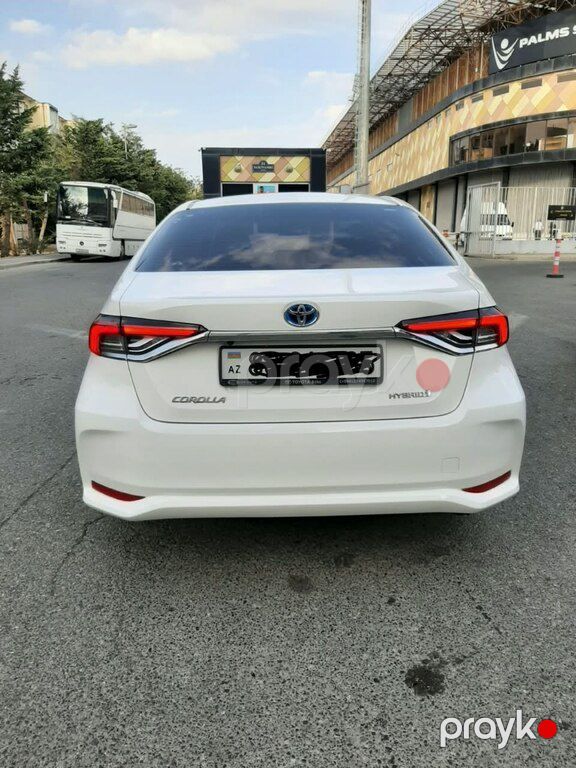 Toyota Corolla, 1.8 L, 0.85 kWh, 2023 il, 80 000 km — Avtomobillər, Bakı (2)