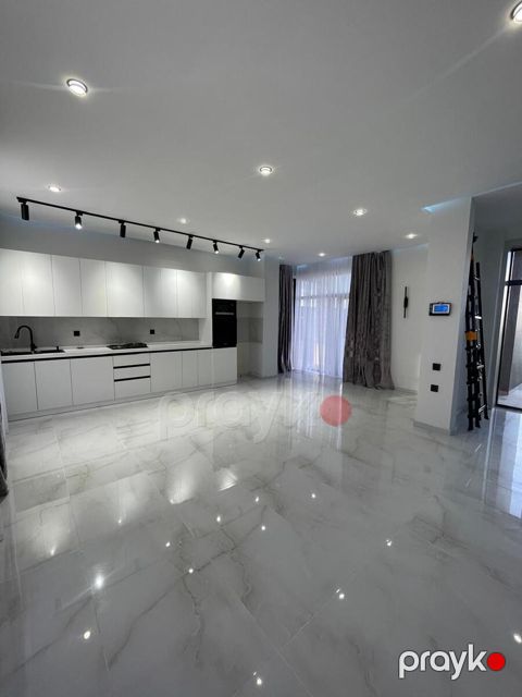 Satılır 4 otaqlı həyət evi/bağ evi 140 m² — Bakı