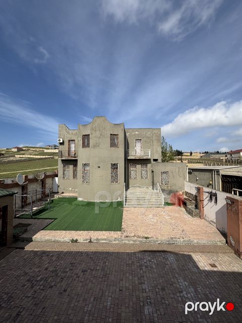 Satılır 9 otaqlı həyət evi/bağ evi 600 m² — Bakı