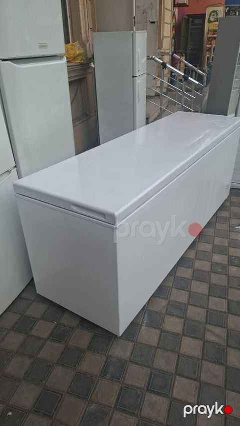 Selin Dondurucu biryusa 650 litr 2mtr Yaxşı veziyetde. Qiymet 680²⁵