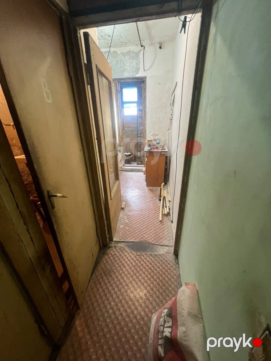 Satılır 2 otaqlı köhnə tikili 60 m² — Mənzil, Bakı (12)