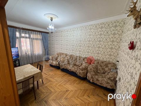 Satılır 3 otaqlı köhnə tikili 90 m² — Bakı