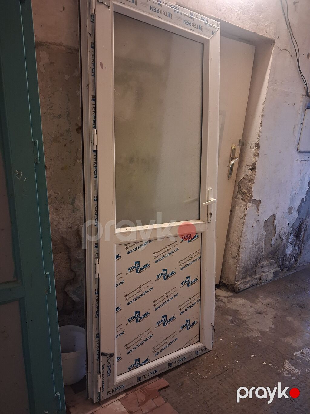 PVC giriş/qapı bloku - Material: Ağ rəngli PVC (profil üzərində — Pəncərələr, qapılar, balkonlar, Bakı (2)