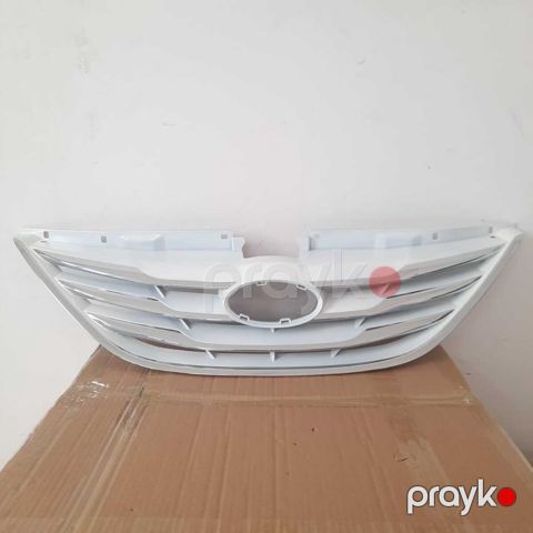 "Hyundai Sonata 2011" radiator barmaqlığı — Bakı
