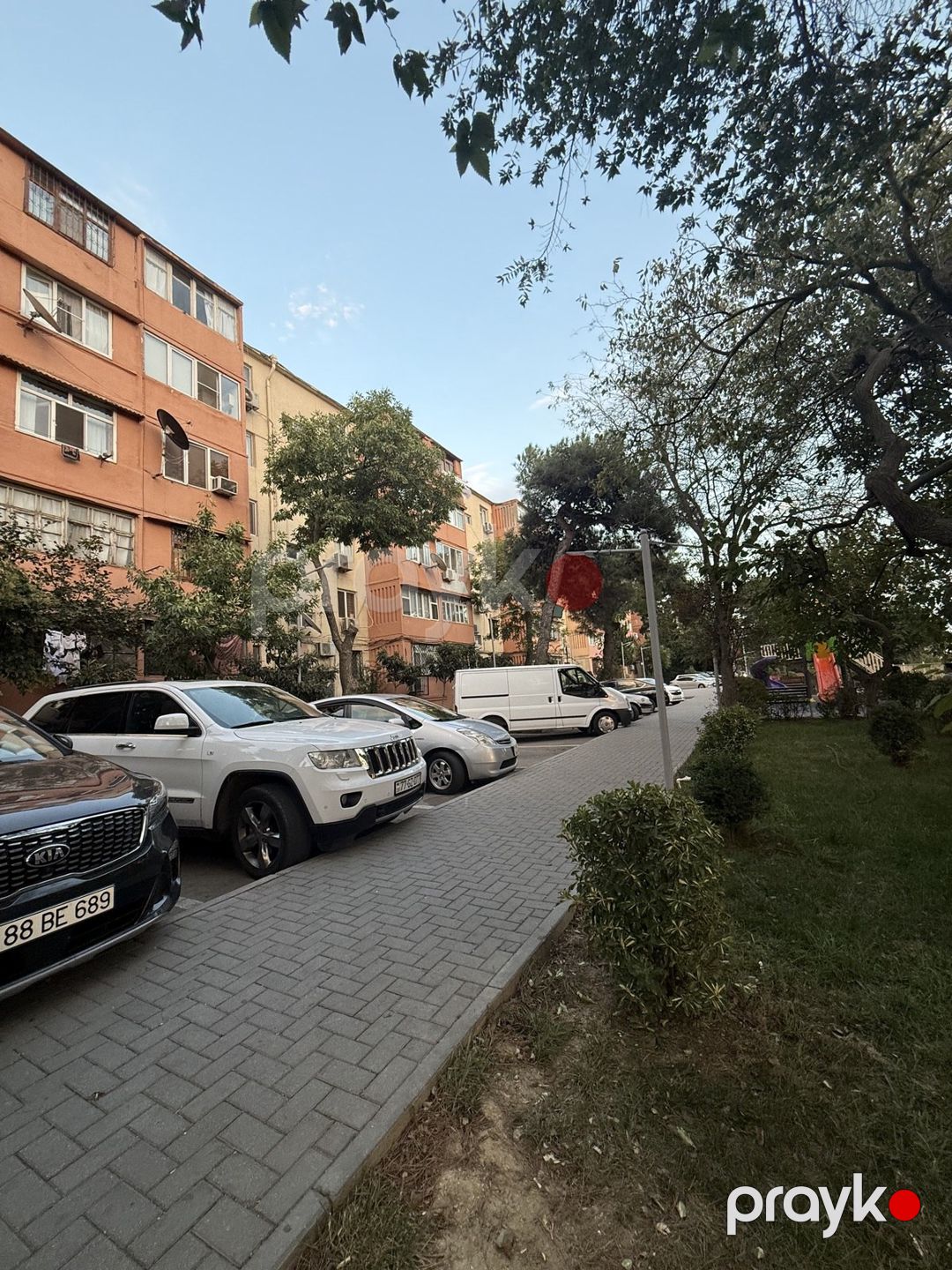 Satılır 4 otaqlı köhnə tikili 55 m² — Mənzil, Bakı (2)
