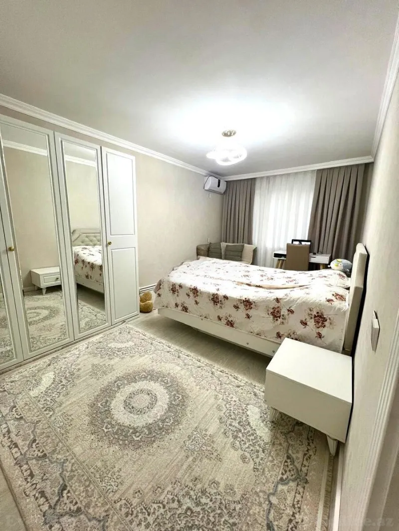 Satılır 3 otaqlı Mənzil Köhnə tikili 70 m² Bakı, Nizami r., Xalqlar Dostluğu m., 8-ci kilometr — Mənzil, Bakı (4)