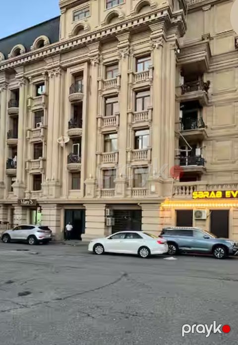 İcarəyə verilir 5 otaqlı yeni tikili 230 m² — Bakı