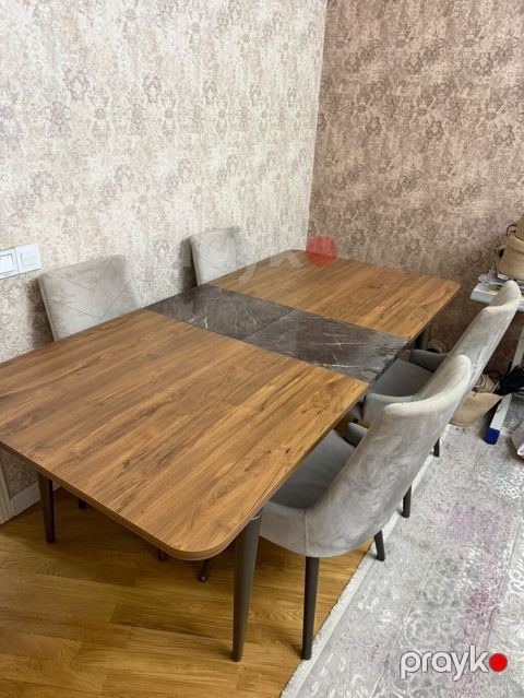 Masa dəsti satılır 360₼. 4 oturcağı var. açılır. Ünvan Xətai — Digah
