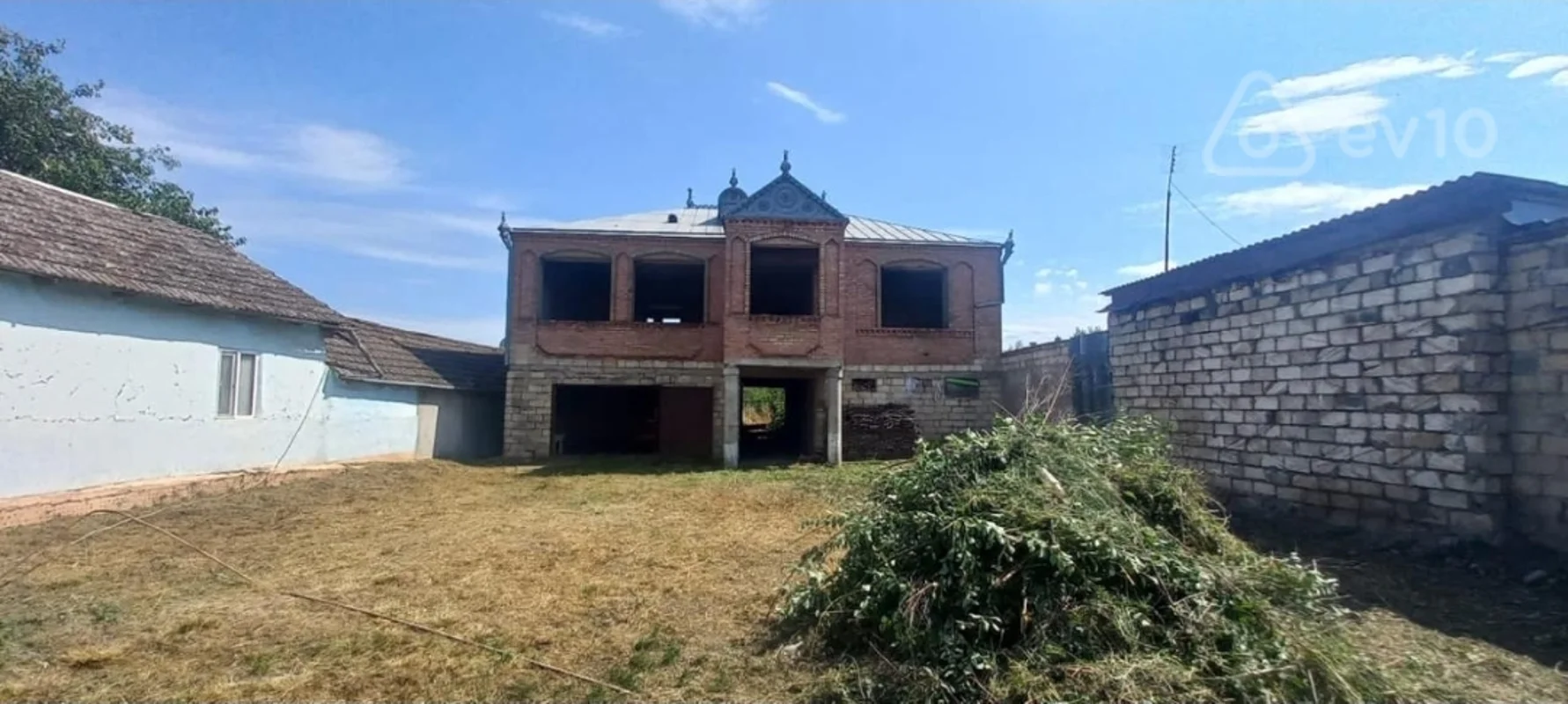 Torpaq sahəsi, 20 sot, Olimpiya kompileksindən aşağda yerləşir Bakı Quba yolu — Torpaq, Quba (9)