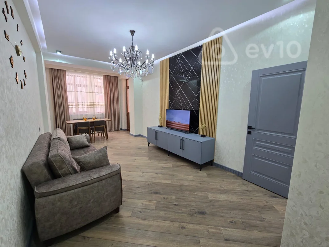 3 otaqlı mənzil, 108 m², Tabriz küç. — kirayə — Bakı