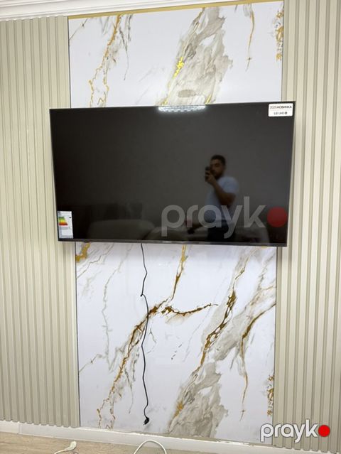 UA75/55 139cm İlk defe qutudan açıldı divara vuruldu böyük oldugu — Bakı