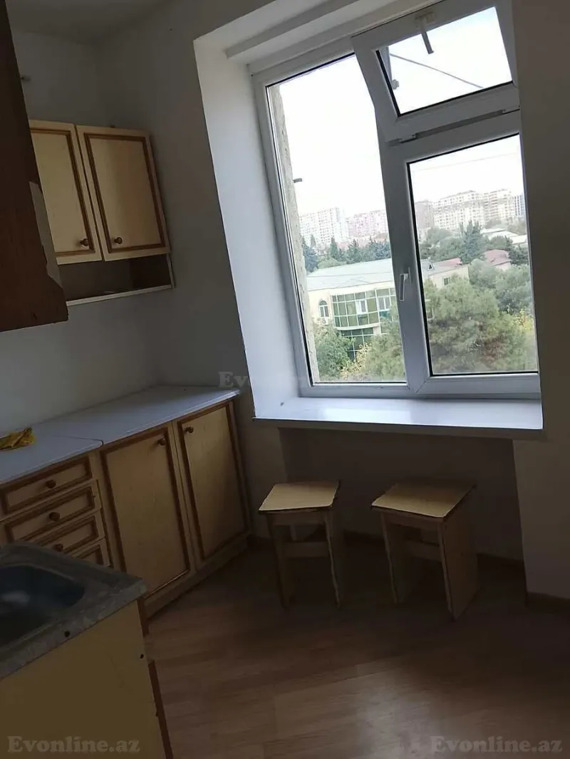 Satılır 1 otaqlı Mənzil Köhnə tikili 35 m² Bakı, Yasamal r., İnşaatçılar m., Yeni Yasamal — Mənzil, Bakı (5)