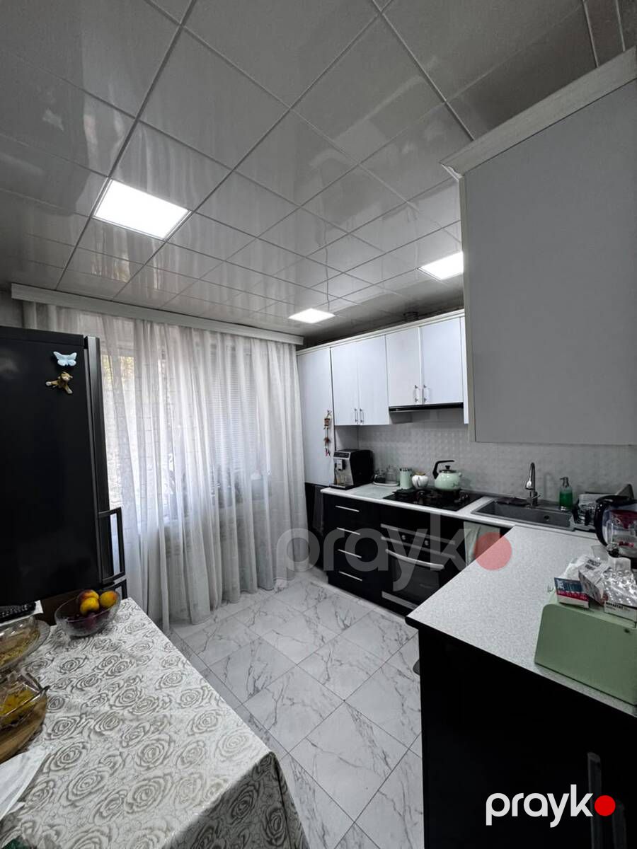 Satılır 2 otaqlı köhnə tikili 55 m² — Mənzil, Bakı (7)