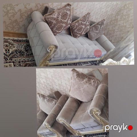 Divan kreslo dəsti satılır 300₼. Açılır bazası var.Ünvan — Bakı