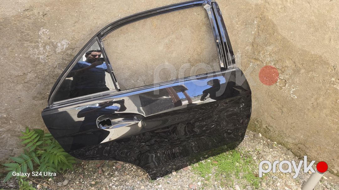Mercedes qapısı — Ehtiyat hissələri və aksesuarlar, Bakı (2)