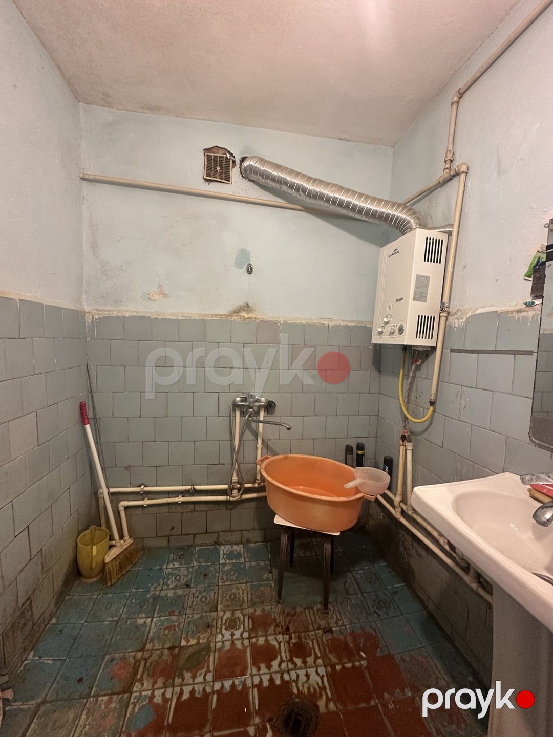 Satılır 4 otaqlı köhnə tikili 90 m² — Mənzil, Bakı (8)