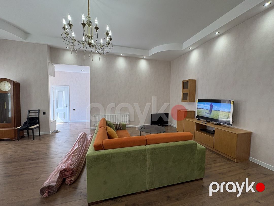 İcarəyə verilir 5 otaqlı həyət evi/bağ evi 250 m² — Ev, villa, Bakı (12)