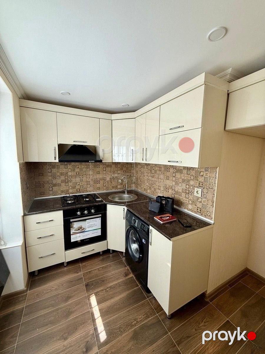 Satılır 3 otaqlı köhnə tikili 70 m² — Mənzil, Bakı (9)