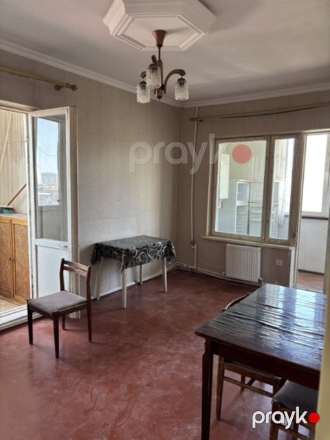 Satılır 2 otaqlı köhnə tikili 45 m² — Bakı