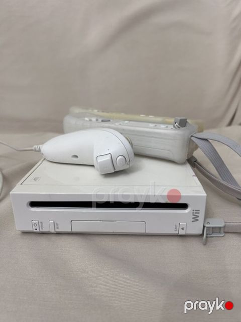 Nintendo Wii oyun konsolu paketi Komplekt: - Nintendo Wii ağ konsol — Bakı