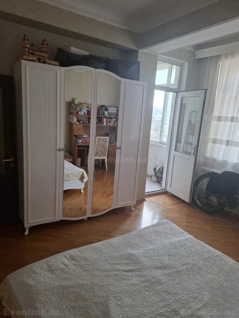Satılır 3 otaqlı Mənzil Yeni tikili 106 m² Bakı, Nəsimi r., Memar Əcəmi m., 3-cü mikrorayon — Mənzil, Bakı (8)