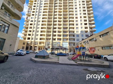 Satılır 4 otaqlı yeni tikili 220 m² — Bakı