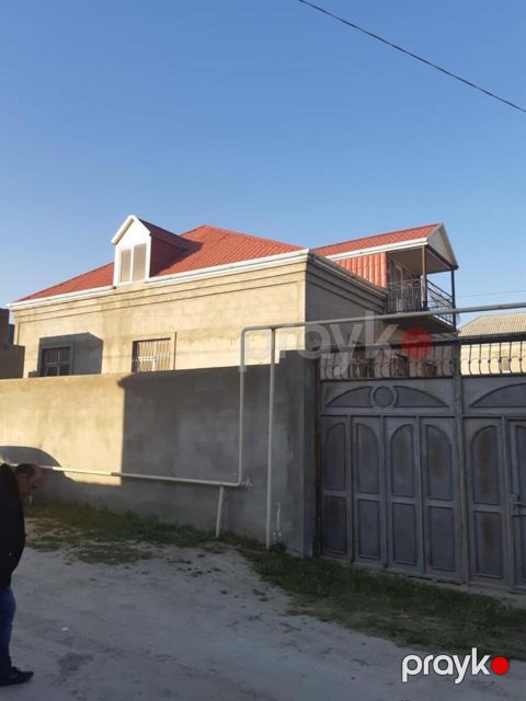 Satılır 3 otaqlı həyət evi/bağ evi 120 m² — Bakı