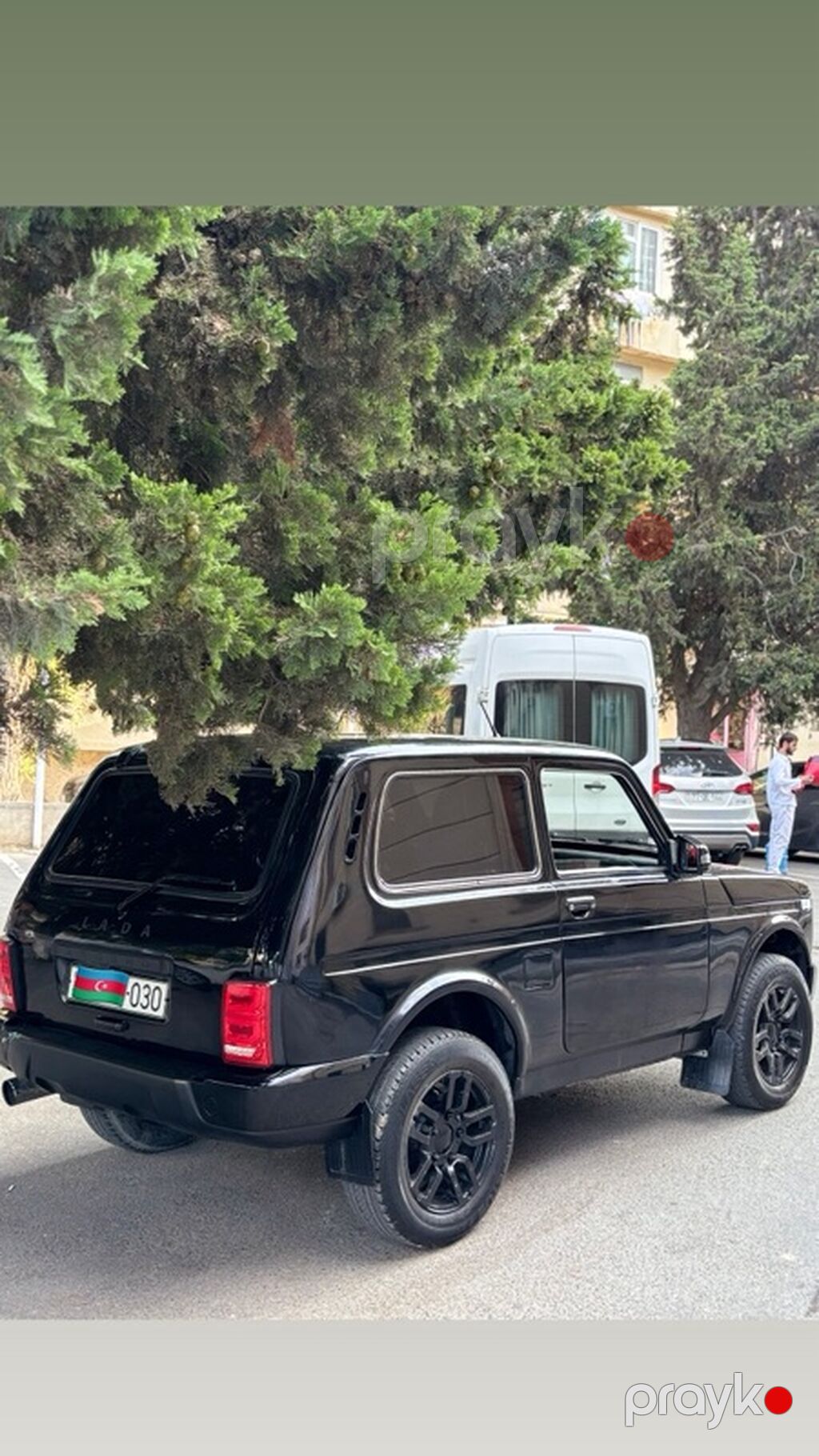 Lada Niva (2qapılı, qara rəng) - Korpus: Kompakt off-road kuzov — Avtomobillər, Bakı (3)