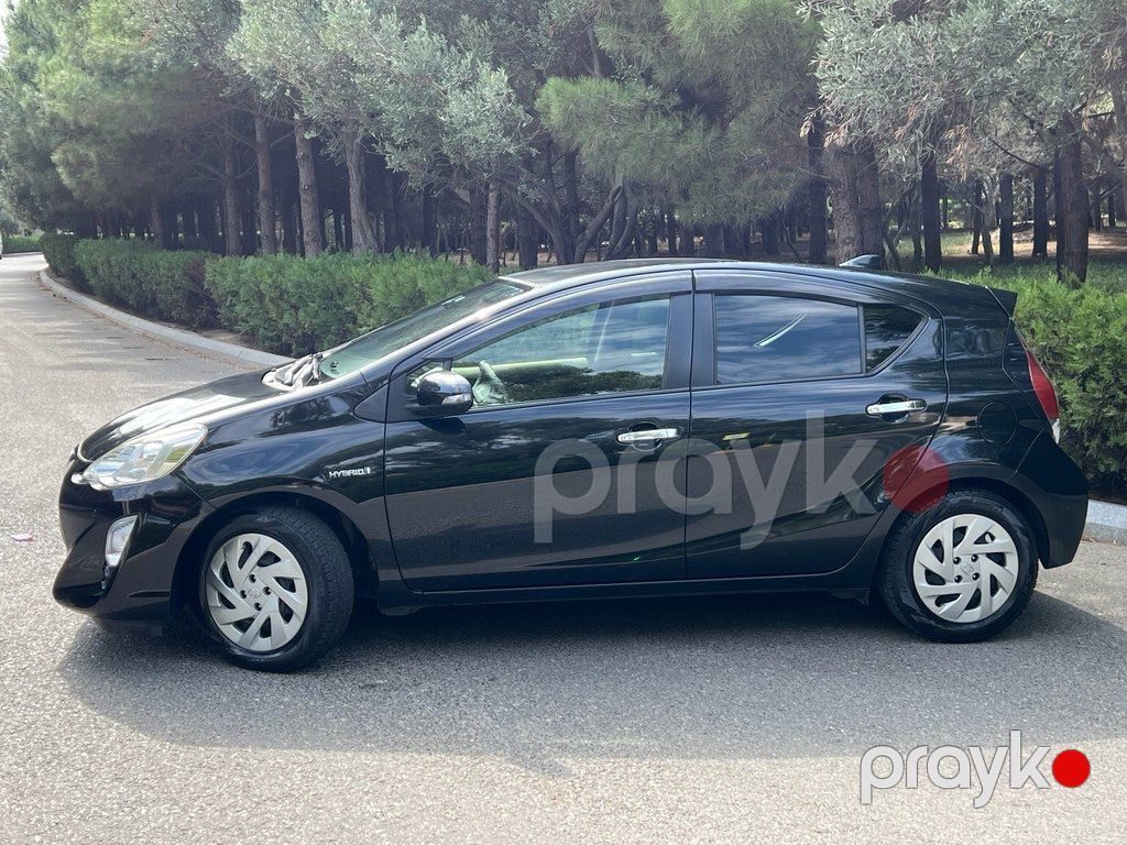 Toyota Aqua, 1.5 L, 0.9 kWh, 2017 il, 141 400 km — Avtomobillər, Bakı (3)