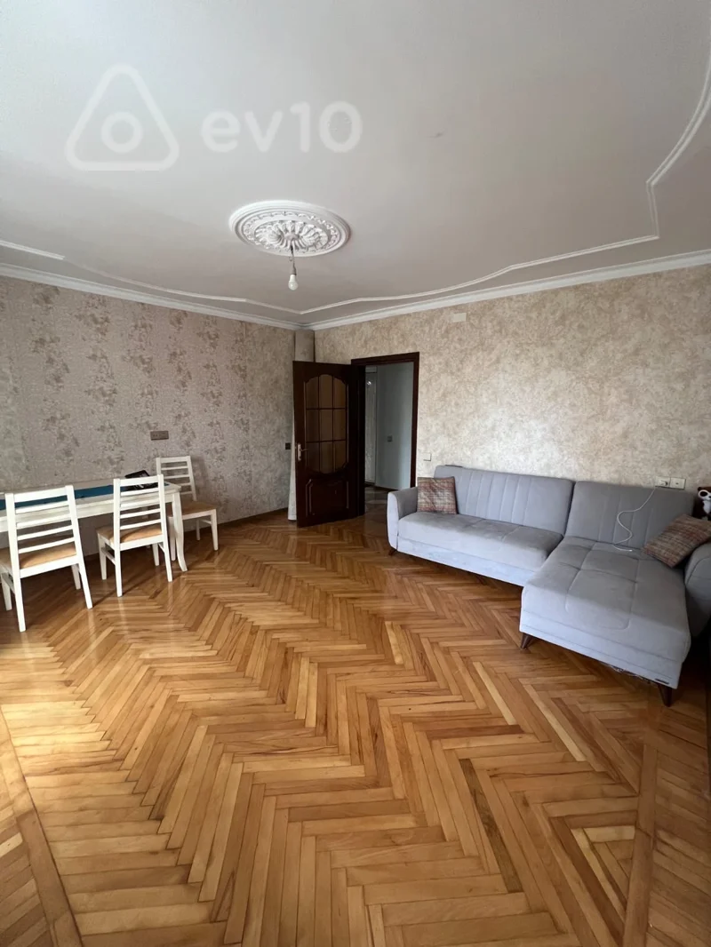 3 otaqlı mənzil, 70 m², Tbilisi prospekti — kirayə — Feyruz