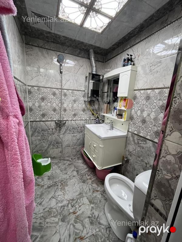 Satılır 2 otaqlı Bina evi menzil (Köhnə tikili), 47 m², 4-cü mikrorayon — Mənzil, Sumqayıt (11)
