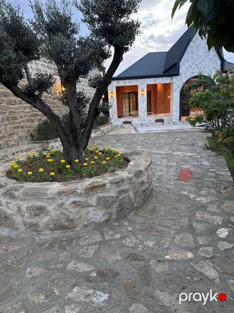 İcarəyə verilir 3 otaqlı həyət evi/bağ evi 240 m² — Bakı