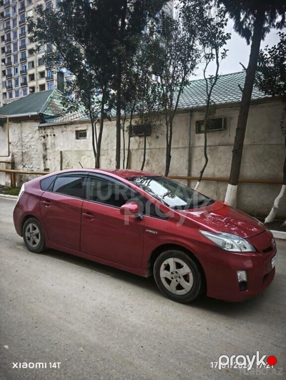 Toyota Prius, 1.8 L, 1.3 kWh, 2011 il, 628 055 km — Avtomobillər, Bakı (2)