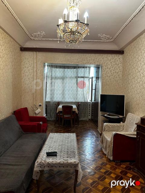 İcarəyə verilir 2 otaqlı köhnə tikili 60 m² — Bakı