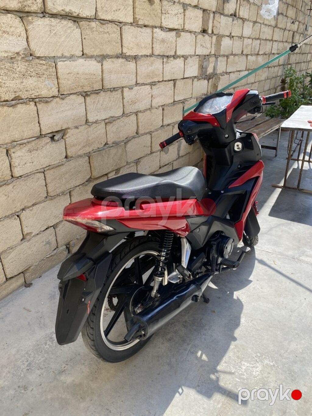 Sport üslubunda şəhər motosikleti/skuter - Rəng: qırmızı-qara — Mopedlər və skuterlər, Sabirabad (5)