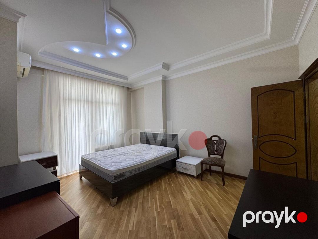 Satılır 5 otaqlı yeni tikili 220 m² — Mənzil, Bakı (8)