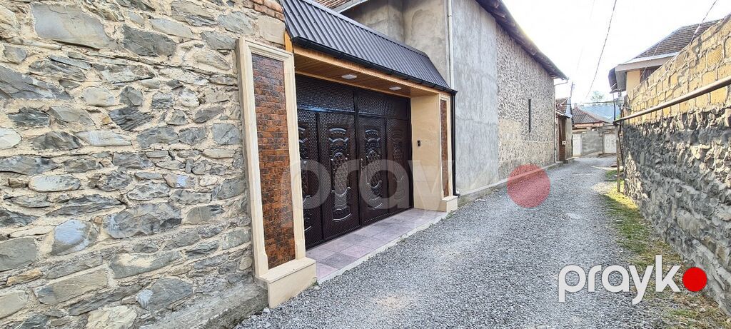 5 otaqlı, 110 kv. m, Orta təmir — Ev, villa, Şəki (3)