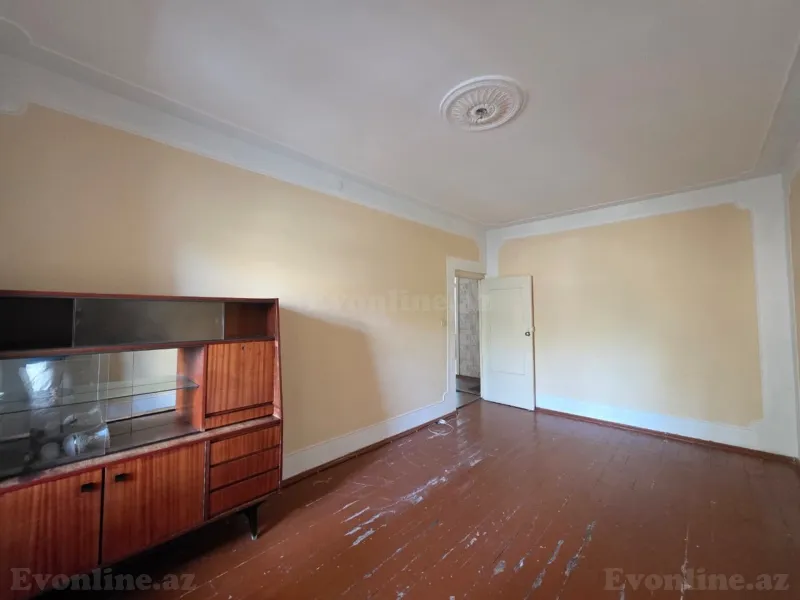 Satılır 2 otaqlı Mənzil Köhnə tikili 75 m² Bakı, Xətai r., Həzi Aslanov m., Həzi Aslanov — Mənzil, Bakı (3)
